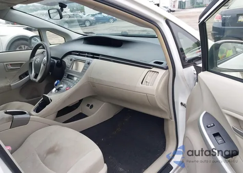 2013 Toyota Prius z USA, uszkodzony, nr VIN JTDKN3DU5D5571047